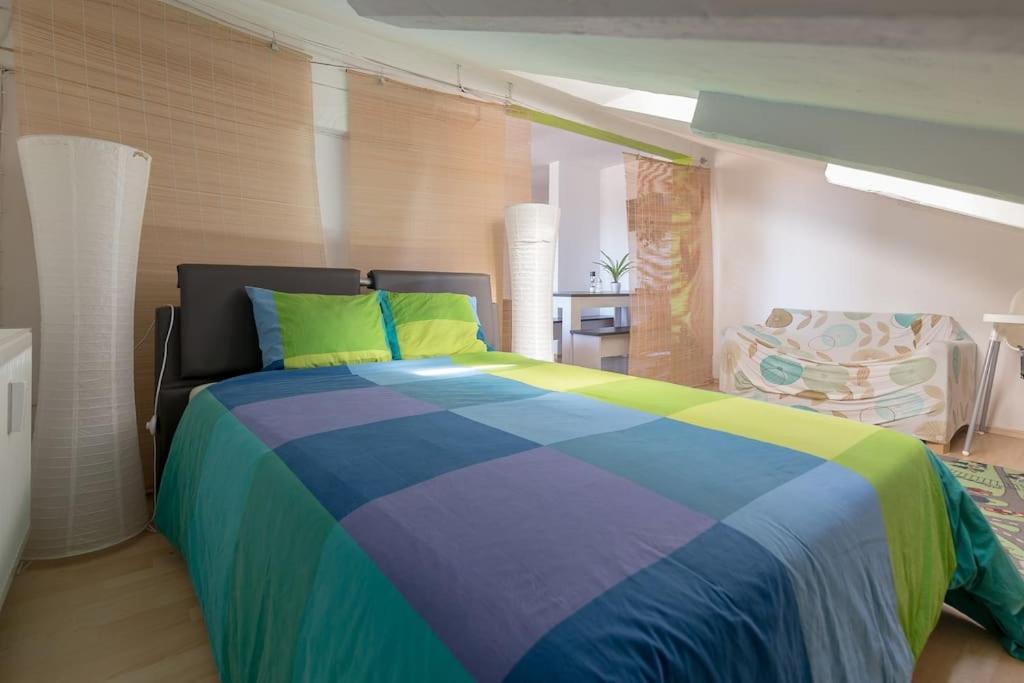 Lovely Spacious 3Room Loft Under Roof-100M2-Touristarea Rauth Екстер'єр фото