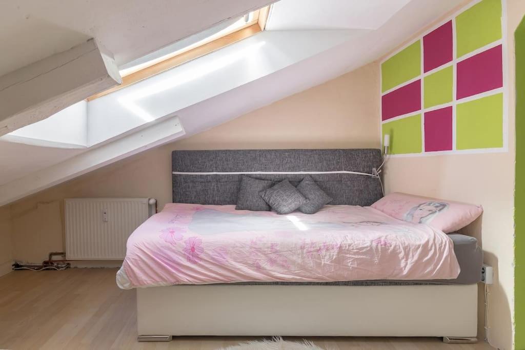 Lovely Spacious 3Room Loft Under Roof-100M2-Touristarea Rauth Екстер'єр фото