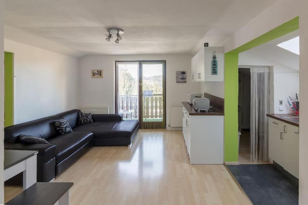 Lovely Spacious 3Room Loft Under Roof-100M2-Touristarea Rauth Екстер'єр фото